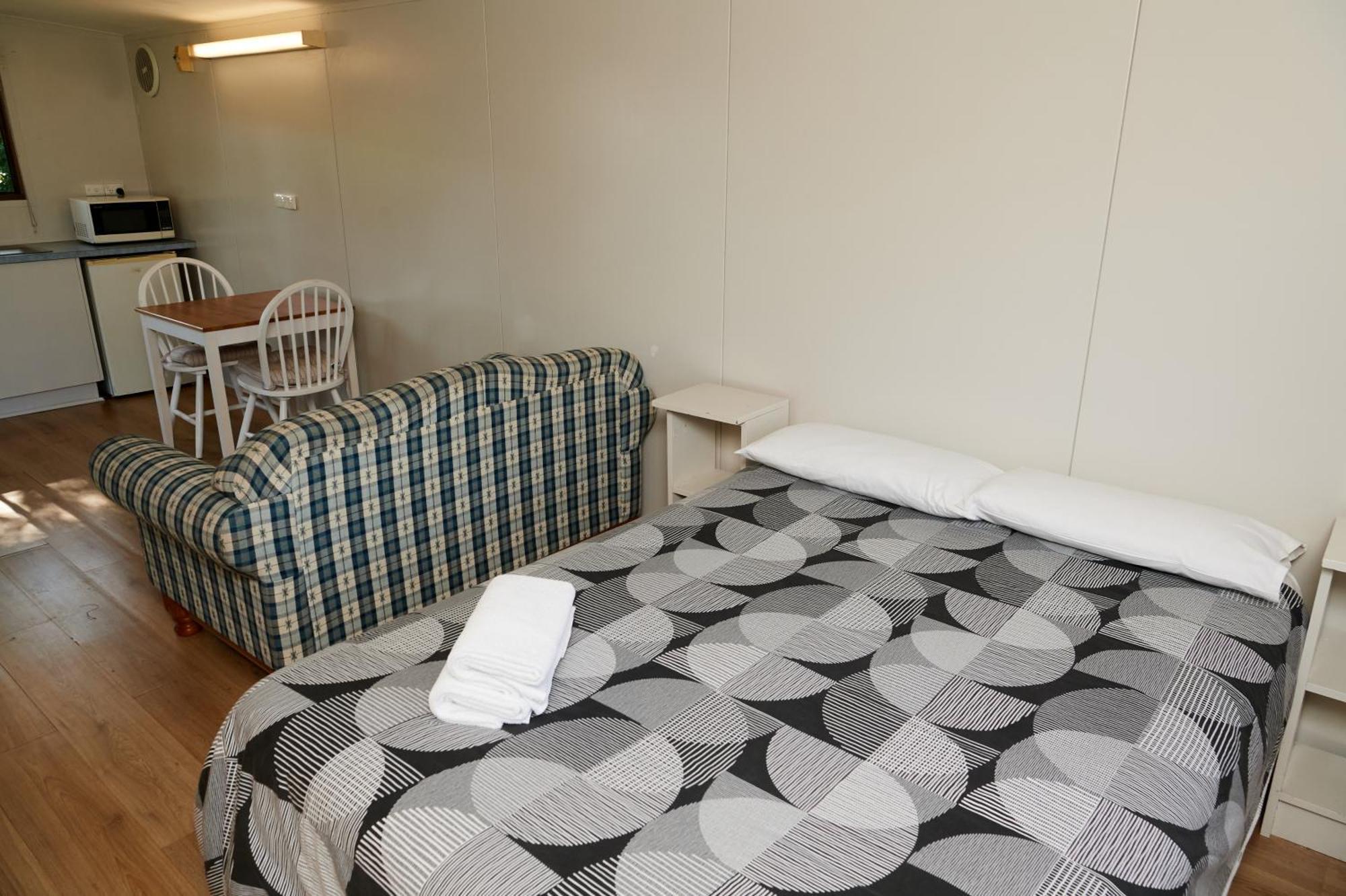 Pine Country Caravan Park Mount Gambier Extérieur photo